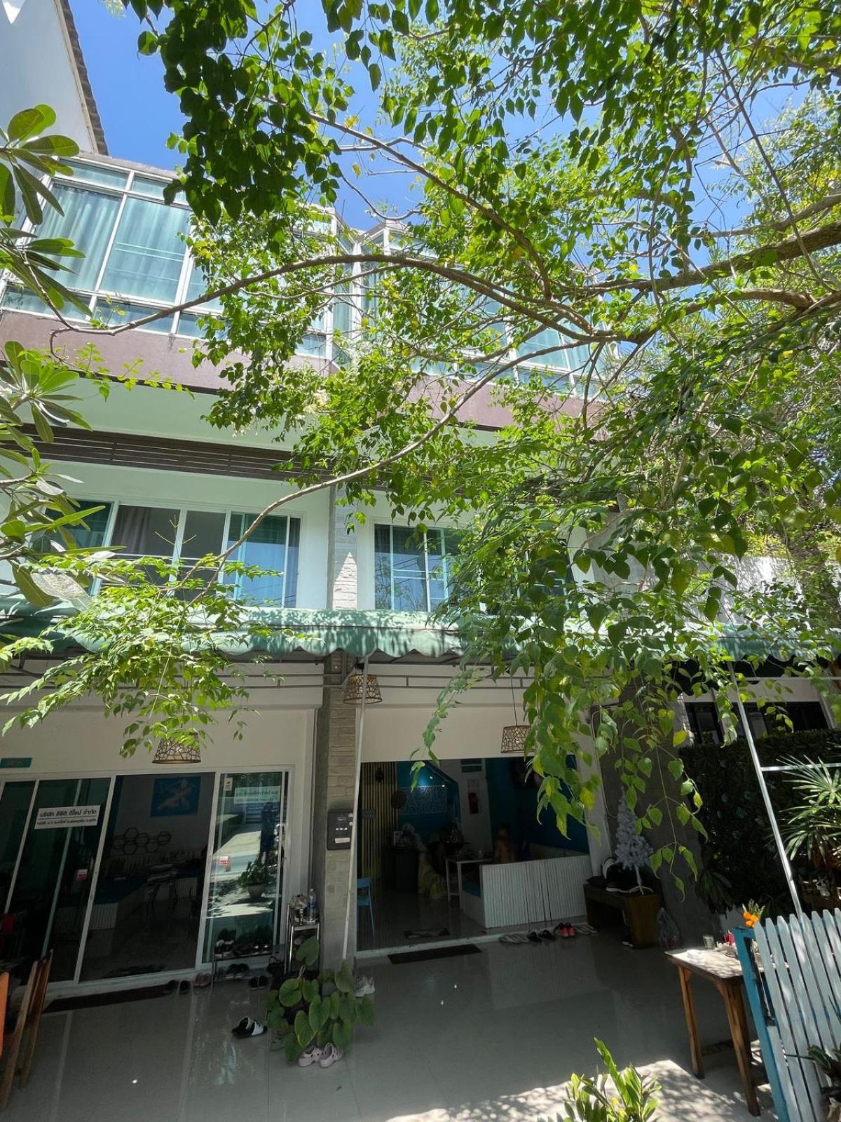 Baan Oui Guest House - Nai Harn Phuket Exterior foto